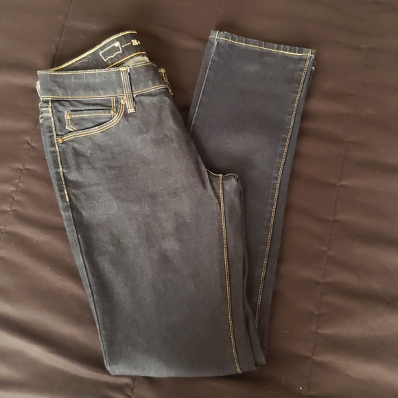 Levi's Demi Curve Jeans - Picture 2 of 4